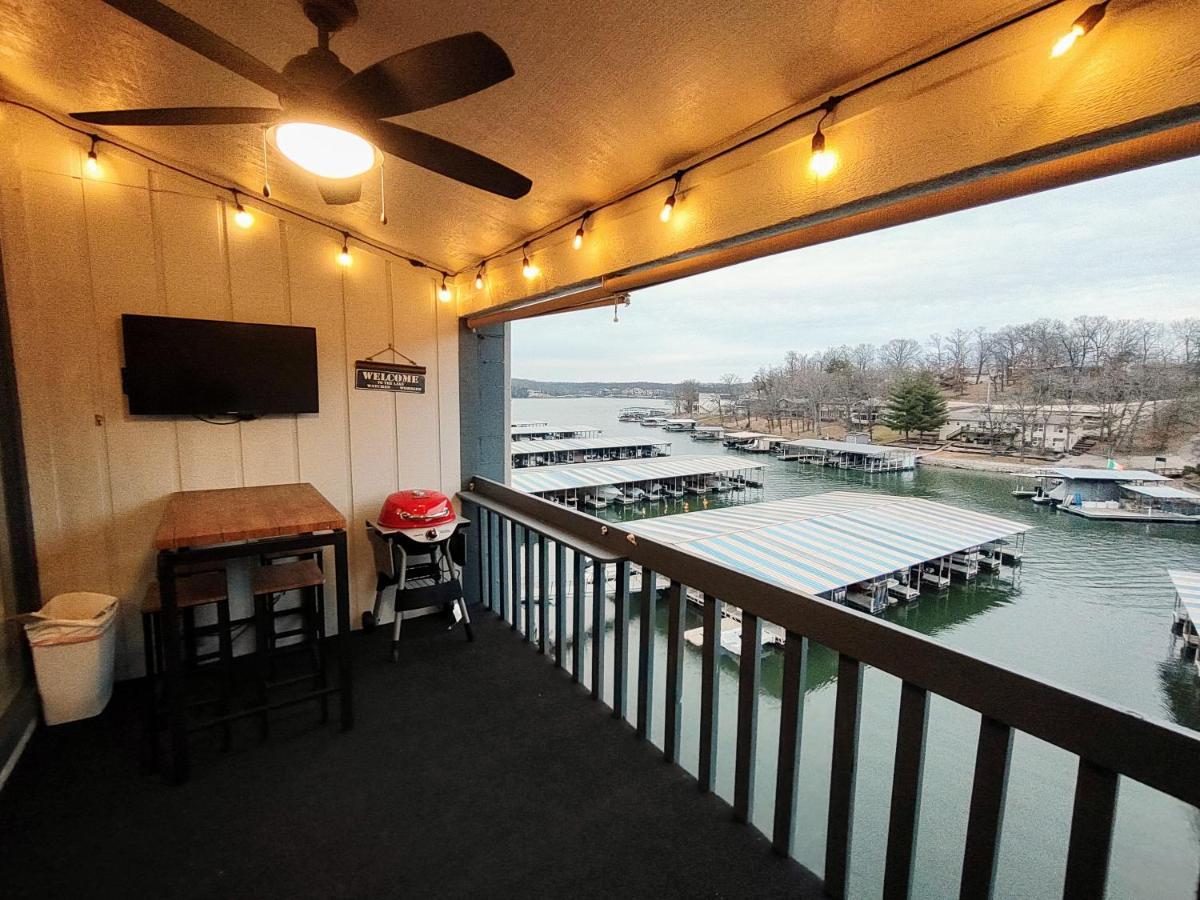 F Lakefront! Remodeled, Sleeps 4, Boat Slip, Patio, Wifi, Cable, Pool Osage Beach Eksteriør billede