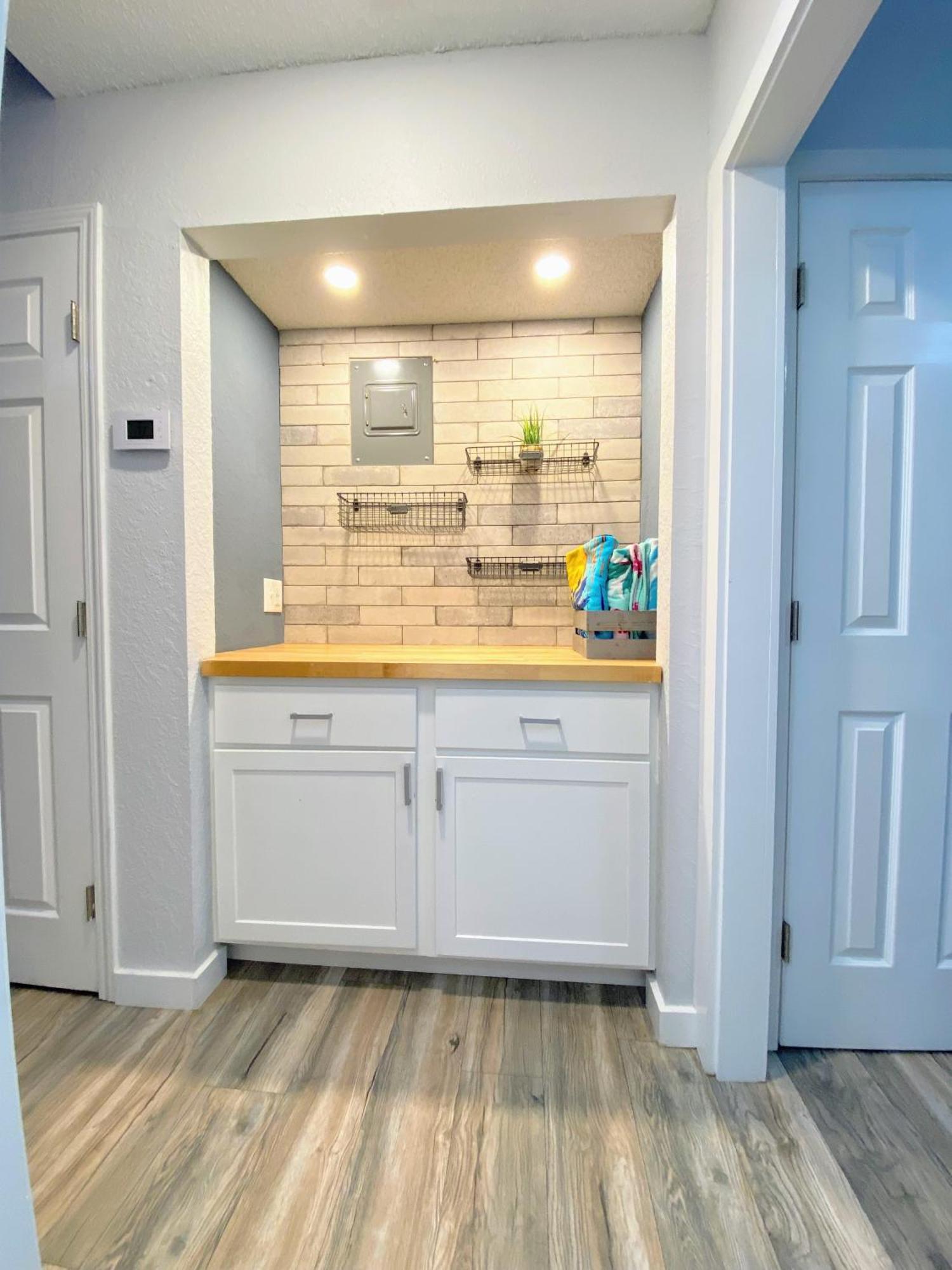 F Lakefront! Remodeled, Sleeps 4, Boat Slip, Patio, Wifi, Cable, Pool Osage Beach Eksteriør billede